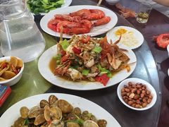 -岛中岛·海鲜大排档·万宁老字号(东澳店)
