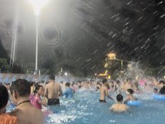-汤山欢乐水世界