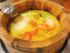 -鱼遇木桶斑鱼火锅(塔湾店)
