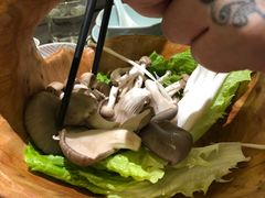 -捞王锅物料理(上海世茂广场店)