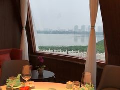 -皇冠明珠鱼翅楼(水上公园店)