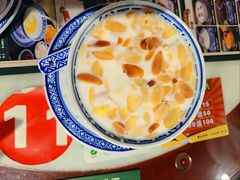 -广信牛奶甜品世家(台东店)