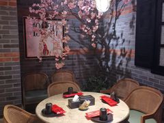 -沪小胖小龙虾(淮海中路旗舰店)