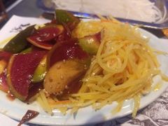 -山河屯铁锅炖(哈西站店)