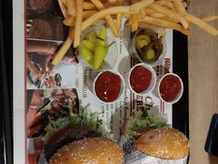 -The Habit Burger Grill 哈比特汉堡(复兴soho店)