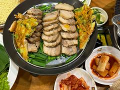 -喇喇排骨火锅·传统韩式脊骨汤(望京西园总店)