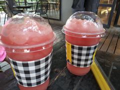 西瓜冰-莓园冰淇淋店