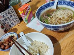 -沪西老弄堂面馆(定西路店)