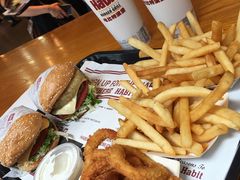 洋葱圈-The Habit Burger Grill 哈比特汉堡(复兴soho店)