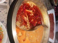 -小龙坎老火锅(鹤伴一路店)