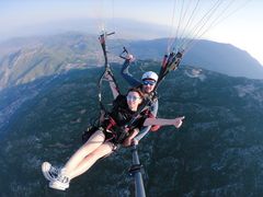 -费特希耶滑翔伞