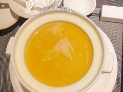 -半岛翡丽海鲜自助餐厅(观风亭店)