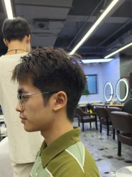 -藤野造型烫发染发