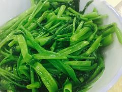 -红色湘菜馆(春风店)