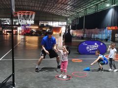 -东方启明星篮球培训(击掌校区)