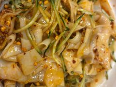 -汗腾格里·风味餐厅(新疆驻京办店)