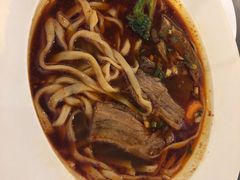 -康师傅私房牛肉面(马泉营奥莱店)