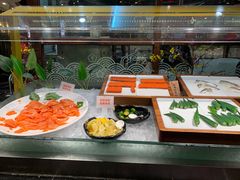 -四海一家自助餐(益田假日广场店)