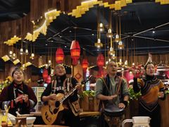 -老滇山寨•云南特色菜•地方菜•民族风情歌舞表演(金碧店)