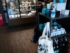 零售区-星巴克(北京惠新东街店)