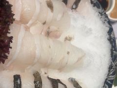 -红鼎豆捞·非遗鲍皇汤火锅(宝丰路店)