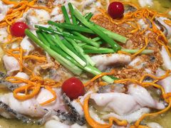 本味老坛酸菜鱼（中份）-山城外·非遗酸菜鱼(蜀都万达店)
