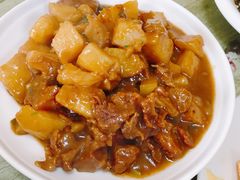 土豆烧牛腩-华春餐馆(鱼山路店)