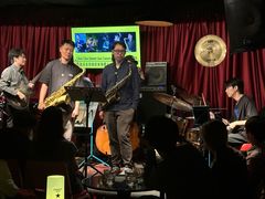 -东岸Cafe 爵士俱乐部