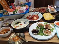 -青瓦餐厅·生鱼片·韩园烤肉(西塔店)