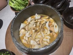 -芸山季·云南野生菌火锅(人民广场来福士店)