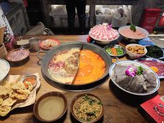 -萍姐火锅·公路夜市(武汉首店)