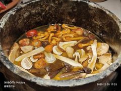 -芸山季·云南山珍菌火锅(人民广场来福士店)