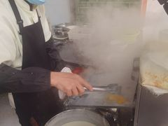 -河记肠粉店