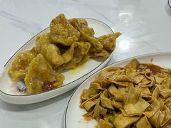 -红姐东北菜私房菜铁锅炖饺子馆(中街店)