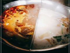 -湊湊火锅·茶憩(杭州湖滨银泰in77店)