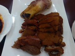 蹄髈肉-老盛兴·上海小笼汤包馆(武夷店)