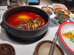 -贵府酸汤牛肉火锅·贵州老字号(飞山街店)