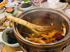 -雍和会海鲜姿造自助(湖东路店)