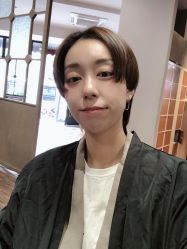 -苑苑发型设计