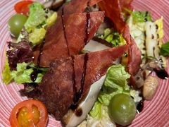 培根菌菇沙拉-BROWNSTONE布朗石西班牙餐厅(富城店)