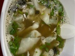 酸汤菜肉馄饨-馄饨侯(广渠门店)