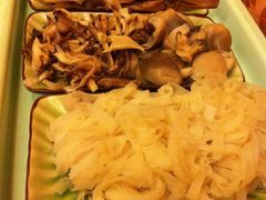百叶跟山菌-丰乐园大酒店