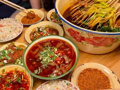 -拈签一笑黄牛肉辣卤串串