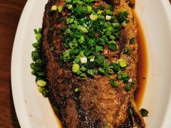 葱酥鲫鱼-美乐食街(小南店)