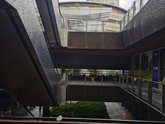 -瑞虹新天地月亮湾