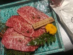 -山川小町·极番烧肉(新地假日广场店)