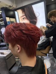 -藤野造型•烫染专业店