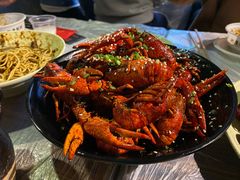 -巴厘龙虾·榜首油焖大虾(音乐学院·沿江酒馆店)