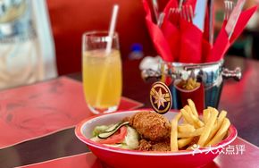 Crispy Chicken with Fries