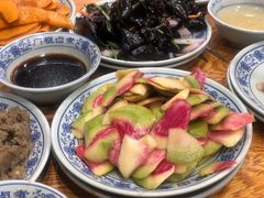 素凉菜-门框胡同百年卤煮(新街口店)